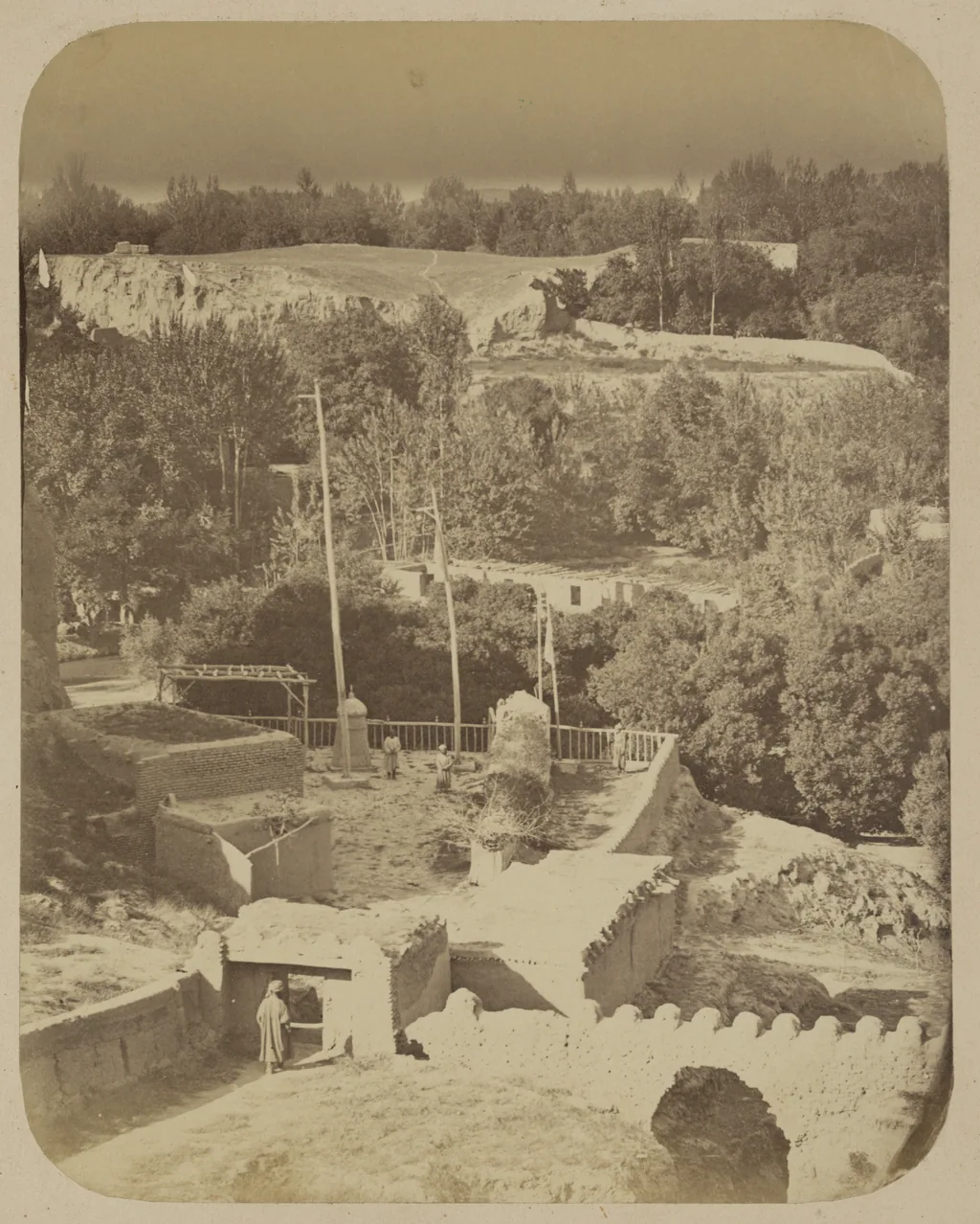 Historic photograph from 1865–1872 of the shrine of Daniel beneath the slopes of Afrasiab, before the present mausoleum.