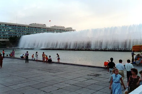 Fountains and a public pedestrian space at Independence Square in Tashkent.
